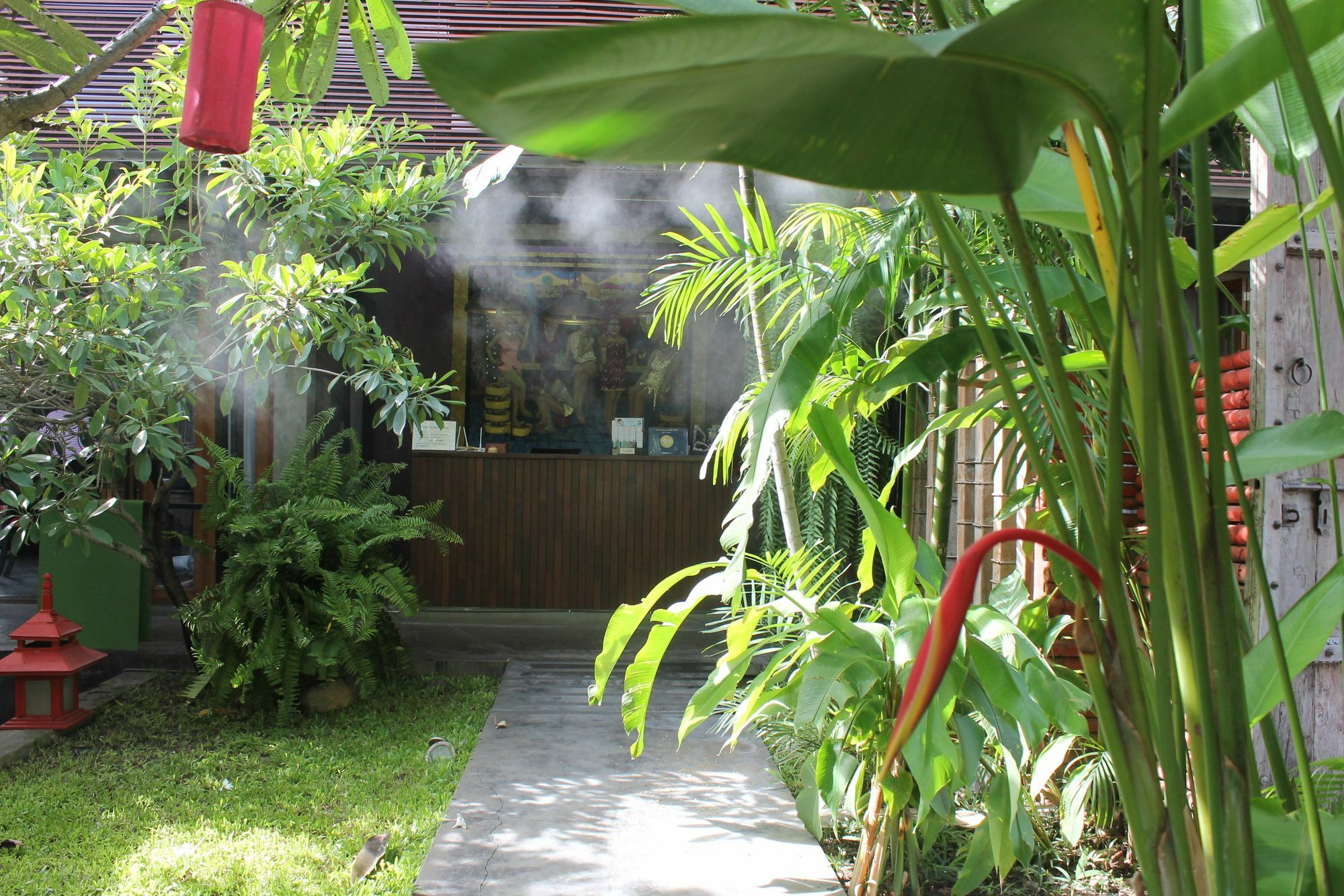 nhà trọ Thapae 3*